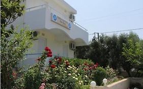 Dm Apartments